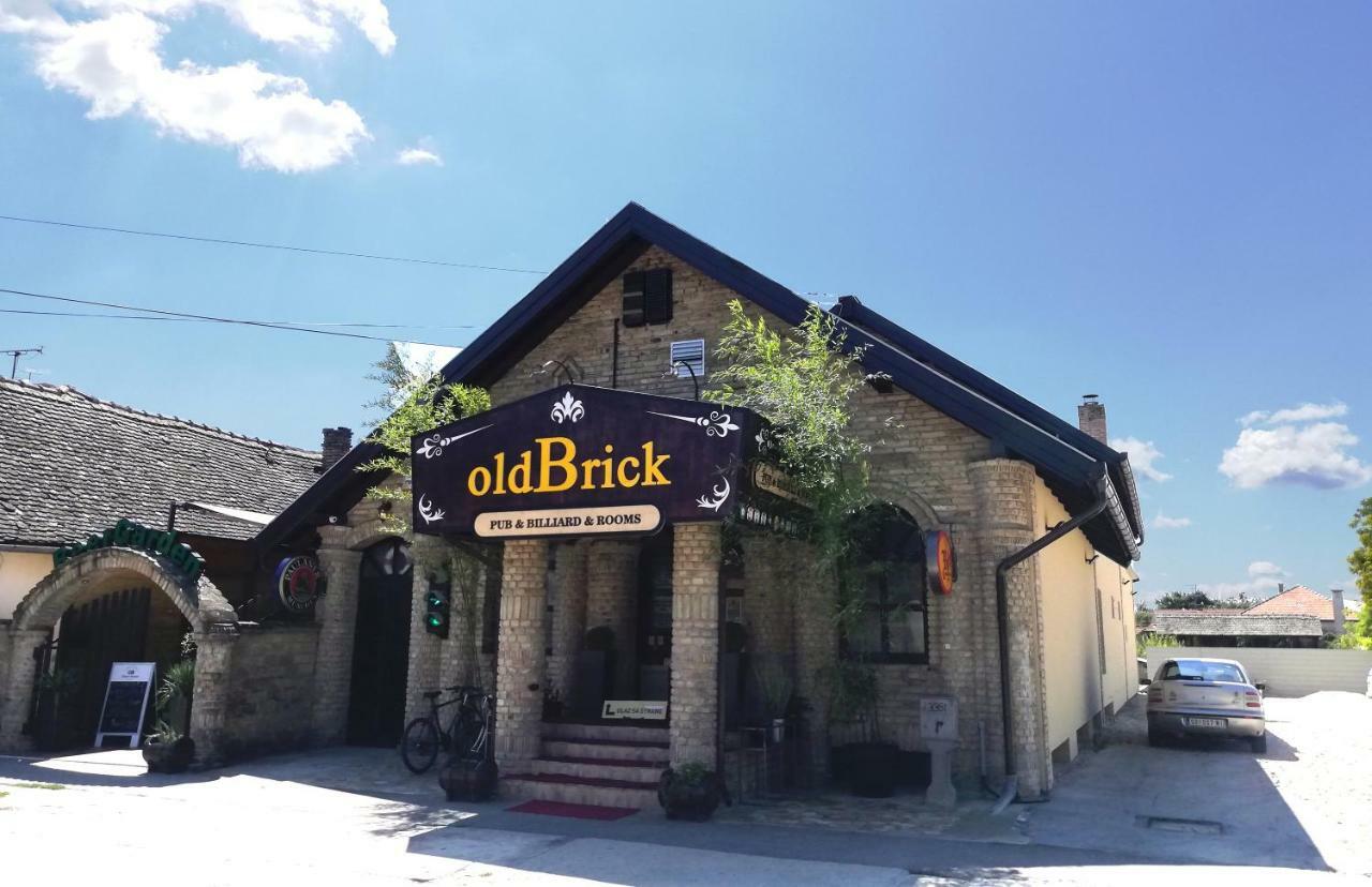 Hotel Oldbrick Pub Sombor Exteriér fotografie